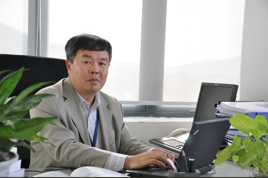 Joshua Huang